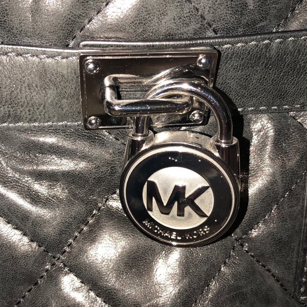 Purse - Picture 3 of 5